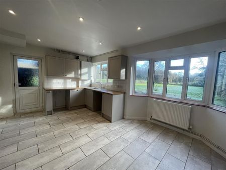 Court Road, Court Road, St Nicholas At Wade - Photo 3