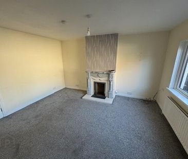 5 Chichester Park, Whitehead, BT38 9NF - Photo 2