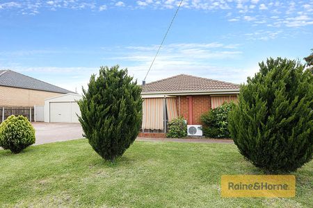 91 Kurunjang Drive, Kurunjang, VIC 3337 - Photo 5