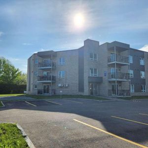 APPARTEMENT/CONDO**4 ½** 20435, Boul. Henri-Bourassa - Photo 2