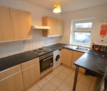 Burford Close, Ilford, IG6 - Photo 4