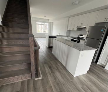 For Lease - 2 Plume Street Unit# A, Brampton, Ontario - Photo 2