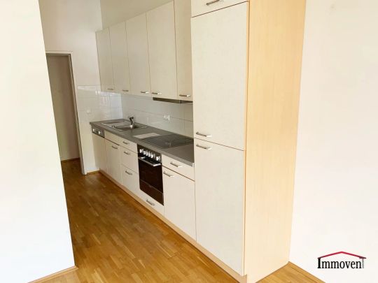 Großzügige 2-Zimmerwohnung mit großem Balkon - Photo 1