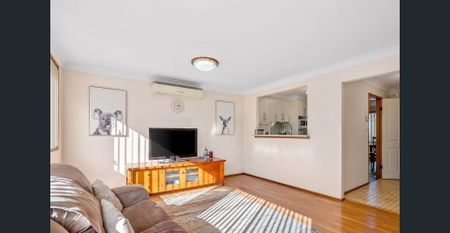 BEAUTIFUL FAMILY HOME + BEST LOCATION! - Photo 5