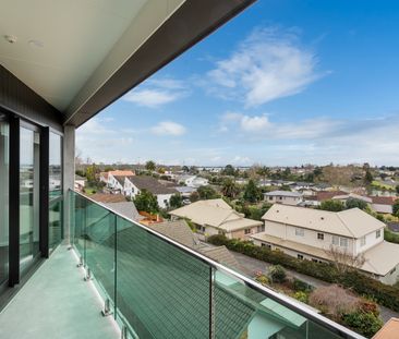 Carpark Included & One Week Rent Free - Photo 3