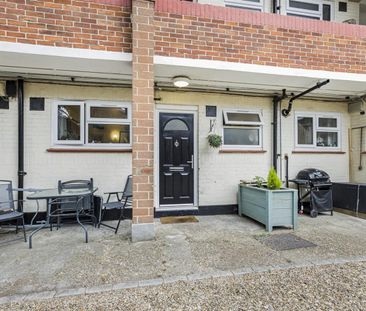 2 Bed Flat, Bridge Court, E10 - Photo 4