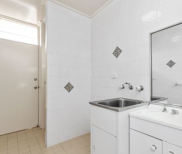 Home For Rent - Photo 6