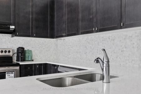 For Lease - 724 Rouncey Road, Kanata, Ontario - Photo 3