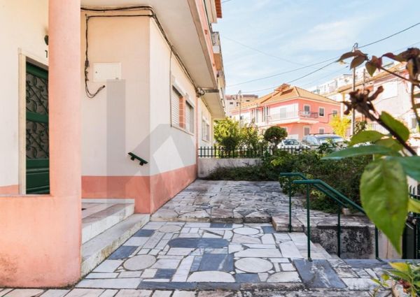 Apartamento T2 em Setúbal