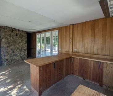 Elegant & Charming Family Home - Photo 3