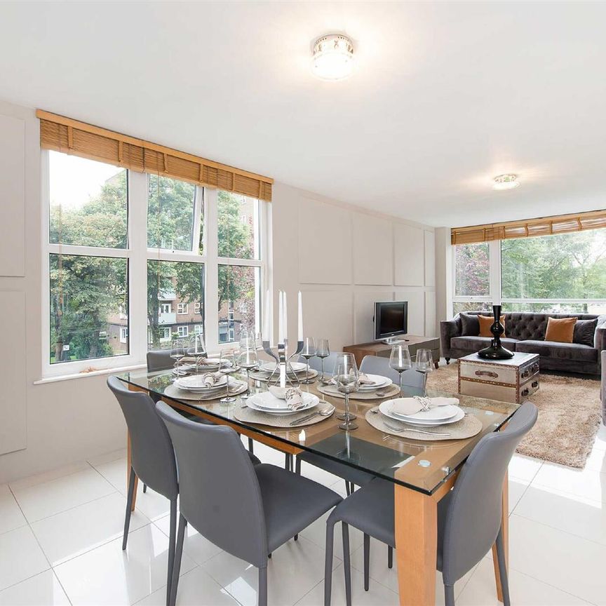 Boydell Court, London, NW8 - Photo 1