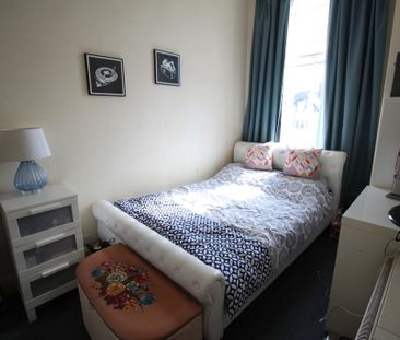 2 Bed Student Accommodation - Photo 1