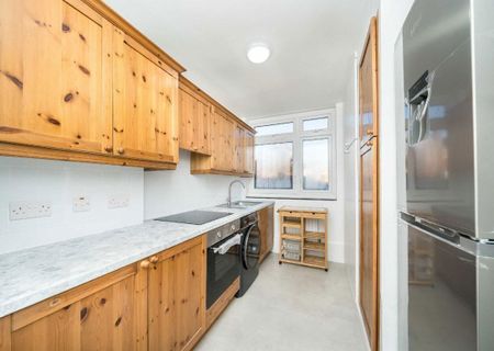 Deeside Road, SW17 0PH, London - Photo 4