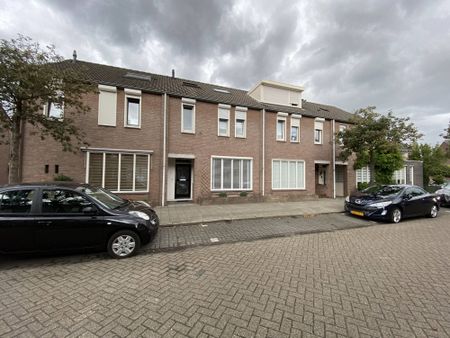 Te huur: Huis Spoorstraat in Eindhoven - Foto 3