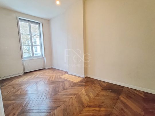 T3 de 93m² - Place Gailleton Lyon 2ème - Photo 1