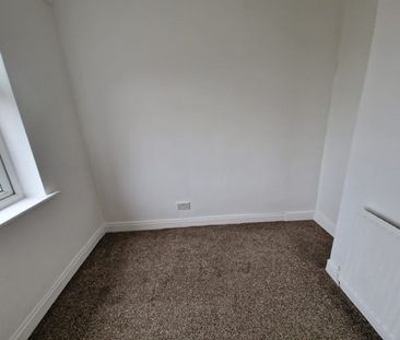 2 Bed Semi-Detached House, Wilton Road, M8 - Photo 2