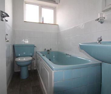 2 bedroom apartment to rent - Photo 6