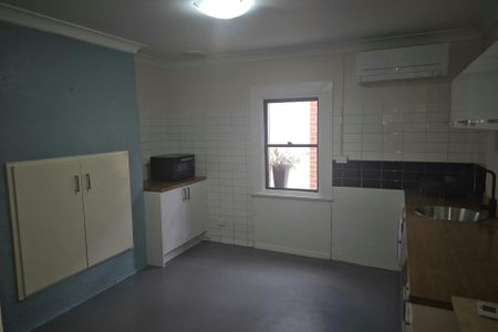 42a Rankin Street - Photo 2