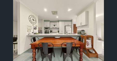 Character-Filled Living in Berwick’s Beloved Timbarra Estate - Photo 3