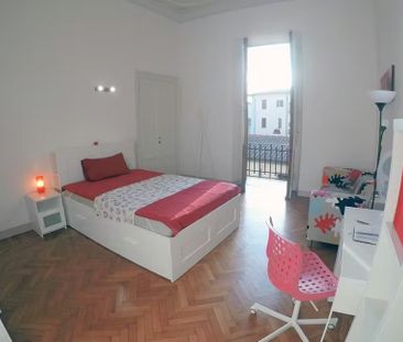 Via Zara, Florence, Tuscany 50129 - Photo 3