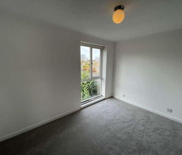 Meadow Drive, Harrogate, North Yorkshire, HG1 - Photo 4