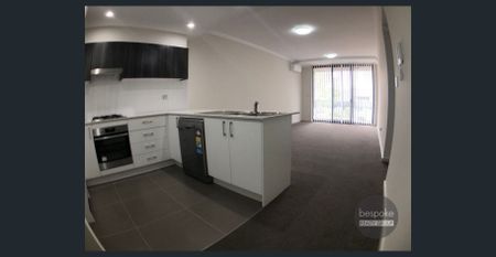 Luxury Apartment - Photo 2