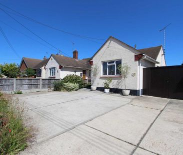 2 bedroom semi-detached bungalow to rent - Photo 4