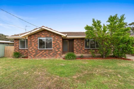 Quiet Living Near the Lake - Photo 4