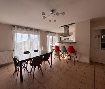 Location Appartement 3 pièces 72m² - Photo 2