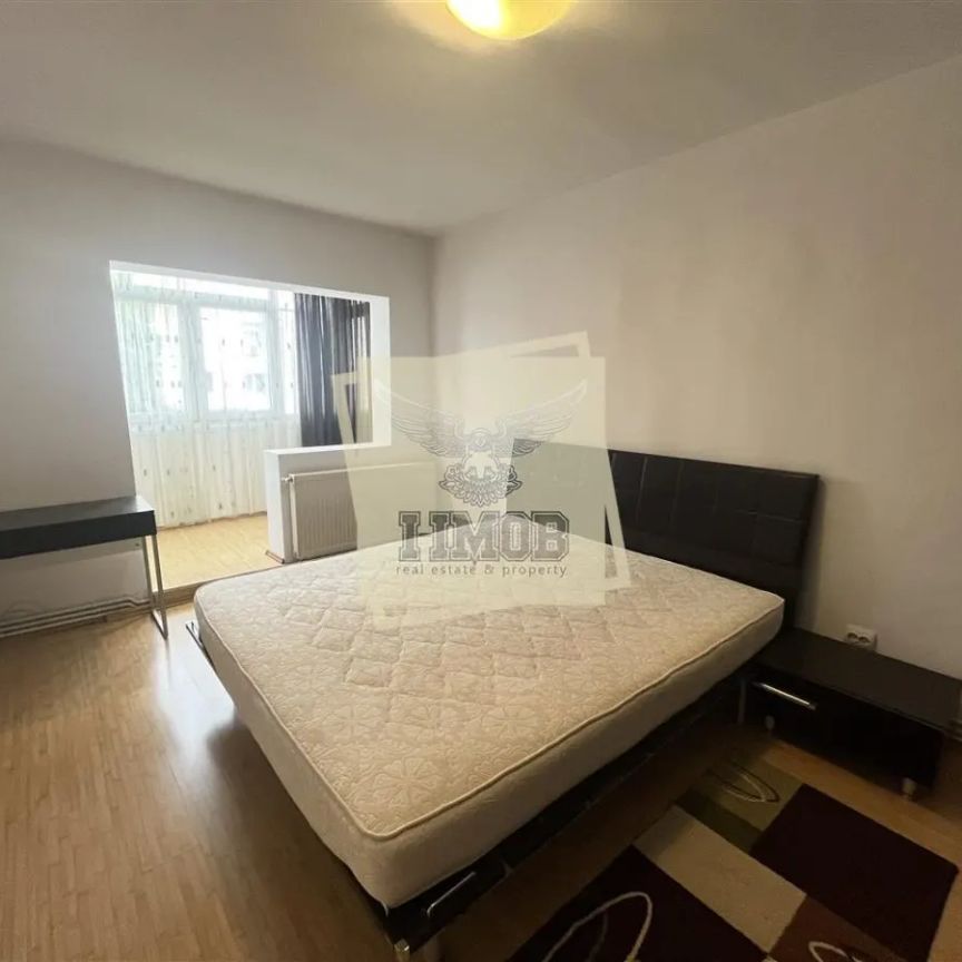 Apartament 3 camere 2 bai balcon si pivnita zona Terezian - Photo 1
