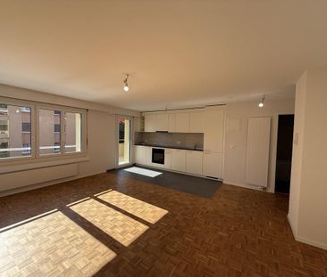 Appartement de 2.5 pièces rénové avec garantie de loyer offerte - Foto 2