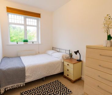 2 bedroom flat to rent - Photo 5