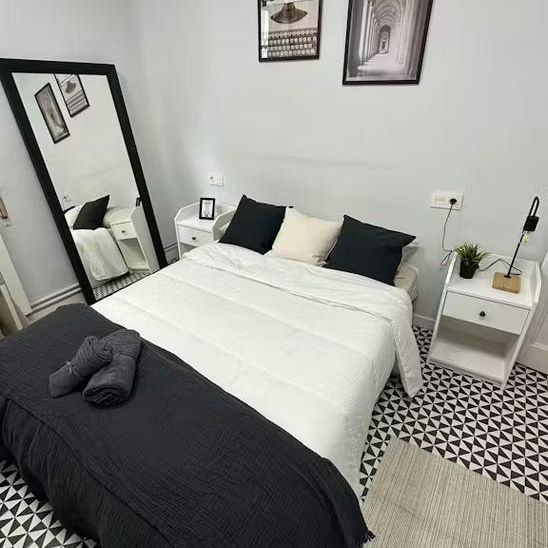 Calle de Alberto Aguilera, Madrid, Community of Madrid 28015 - Photo 1