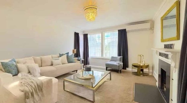 14 Tranent Road, Mangere - Photo 1