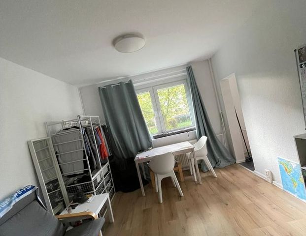 1 Raum Wohnung - THEKLA - Single / Studenten - 26 m² - SAUGÜNSTIG - Foto 1