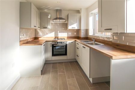 2 bedroom terraced house to rent - Photo 5