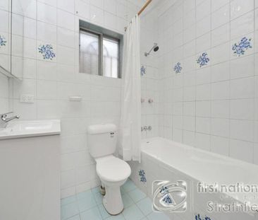 Front house of 61 Cheltenham Road with Solar Panel - Photo 5