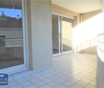 Location Appartement 4 pièces 85m² MARSEILLE 5ème - Photo 3