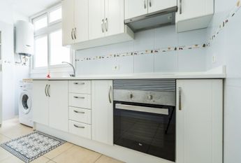 SE ALQUILA PISO CALLE SAN FRANCISCO AMUEBLADO 1300?MES (alquiler por temporada hasta 11 me – 0067-04493