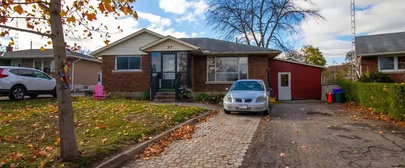 37 Franklin Blvd | 37 Franklin Blvd, St. Catharines - Photo 1