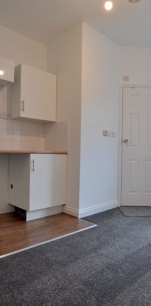 1 bedroom property to rent - Photo 1