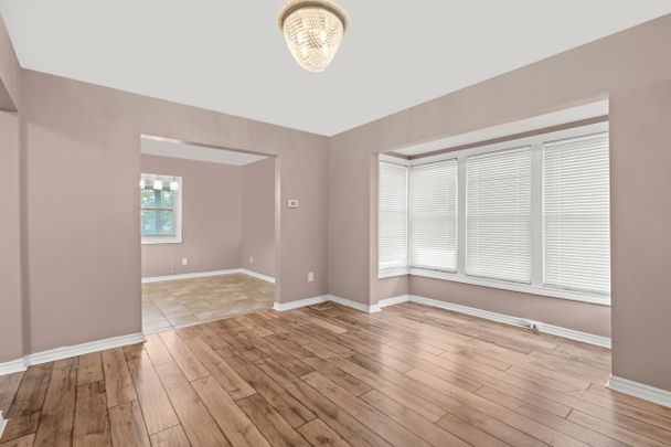 For Lease - 32 Page Street, St. Catharines, Ontario - Photo 1