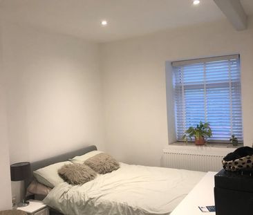 1 Bed End Terrace, Haleys Yard, LS13 - Photo 5