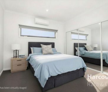 Stunning Spacious Family Home! - Photo 5