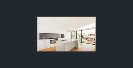 LOCATION, STYLE, & SOPHISTICATION - Photo 3