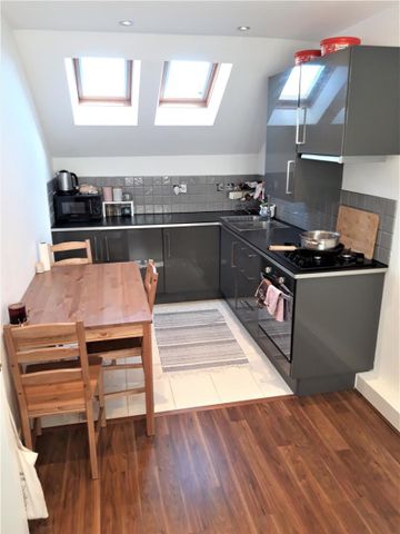 WHIPPENDELL ROAD - Photo 3