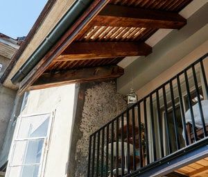 Einzigartig - Altbau in neuem Glanz mit Lift & Balkon - Photo 6