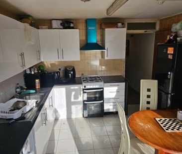 Room in a Shared House, Bruce Road, E3 - Photo 6