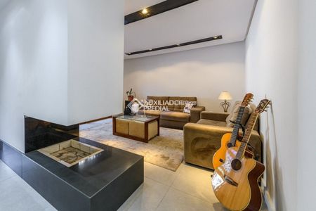 Casa com 4 quartos e 310m² para alugar em Chácara das Pedras, Porto Alegre. - Photo 3