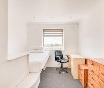 5 bedroom house to rent - Photo 3